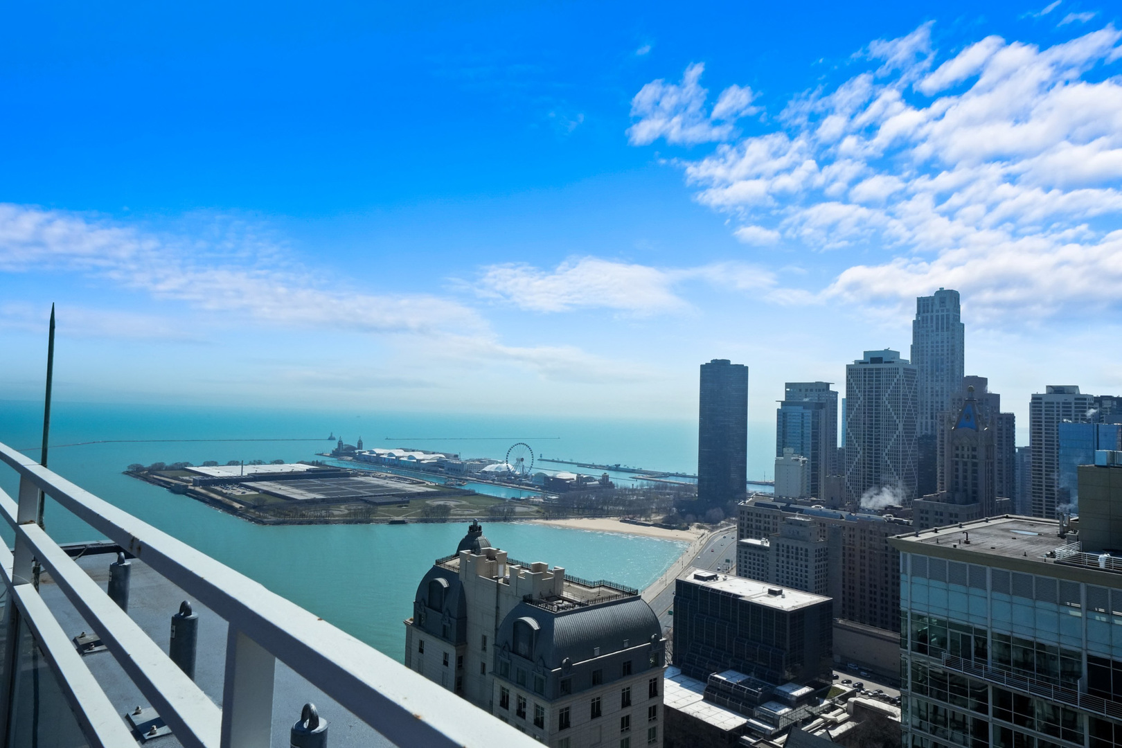 260 E CHESTNUT Street Unit: 3001
