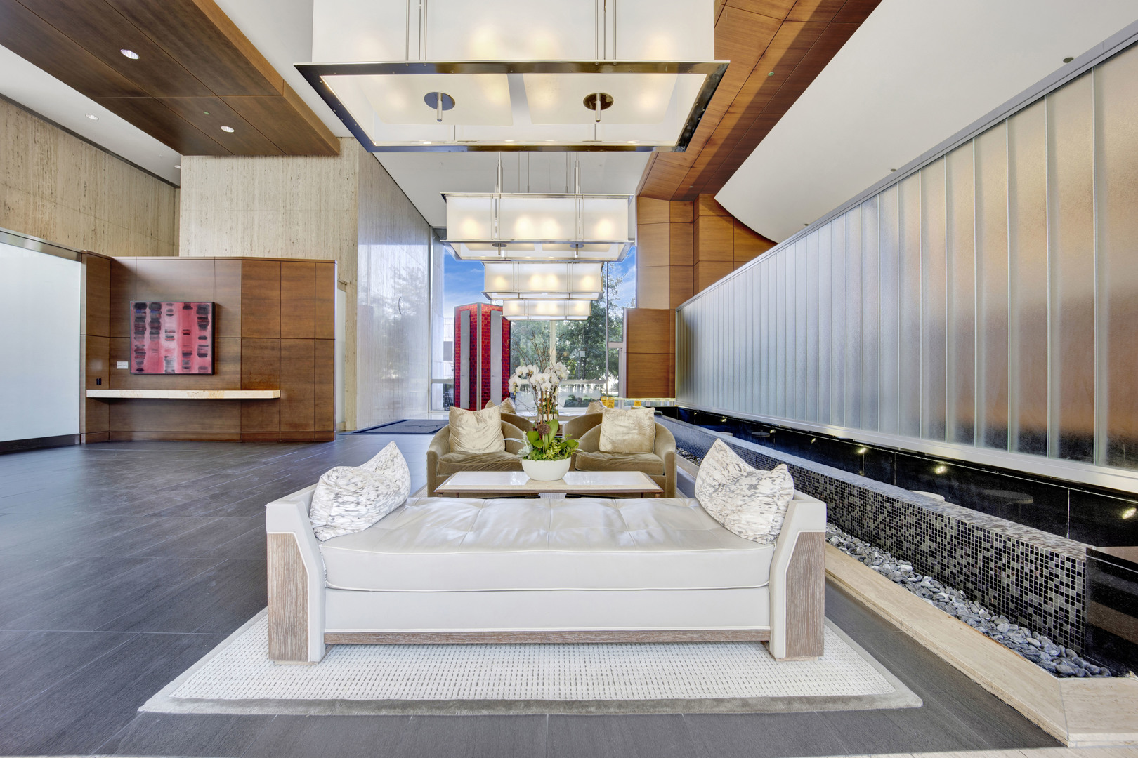 500 W Superior Street Unit: 1207