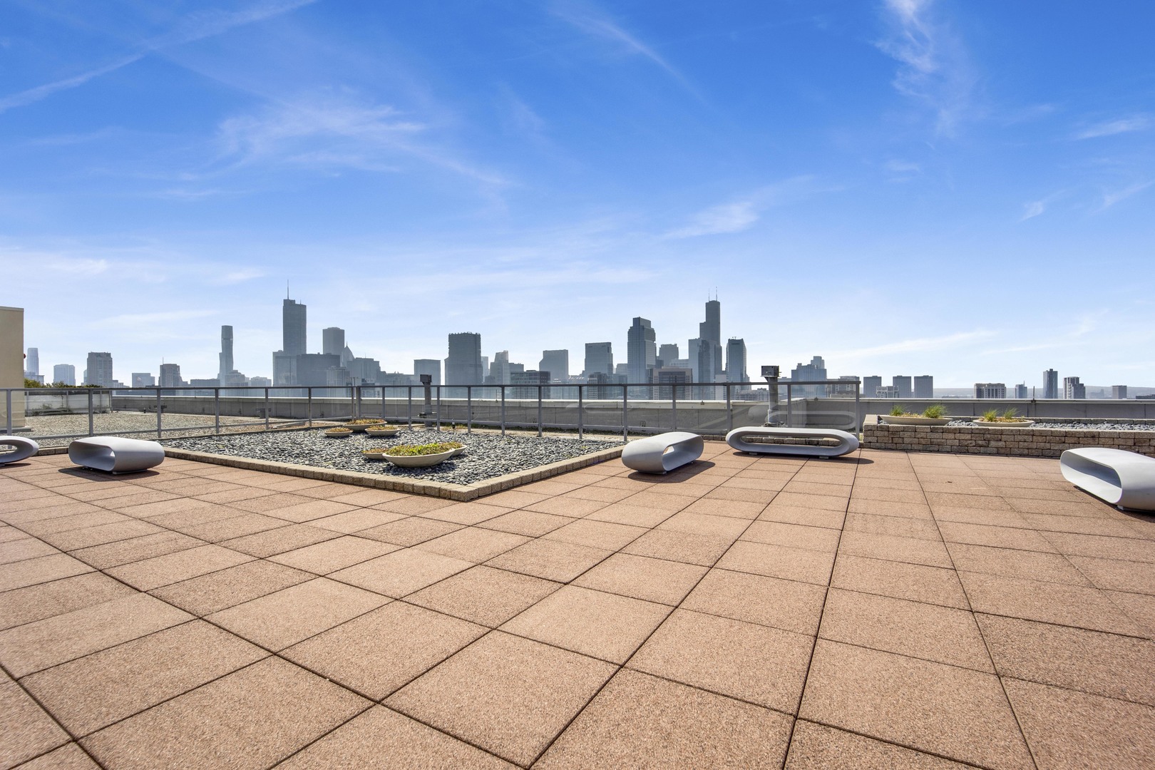 500 W Superior Street Unit: 1207