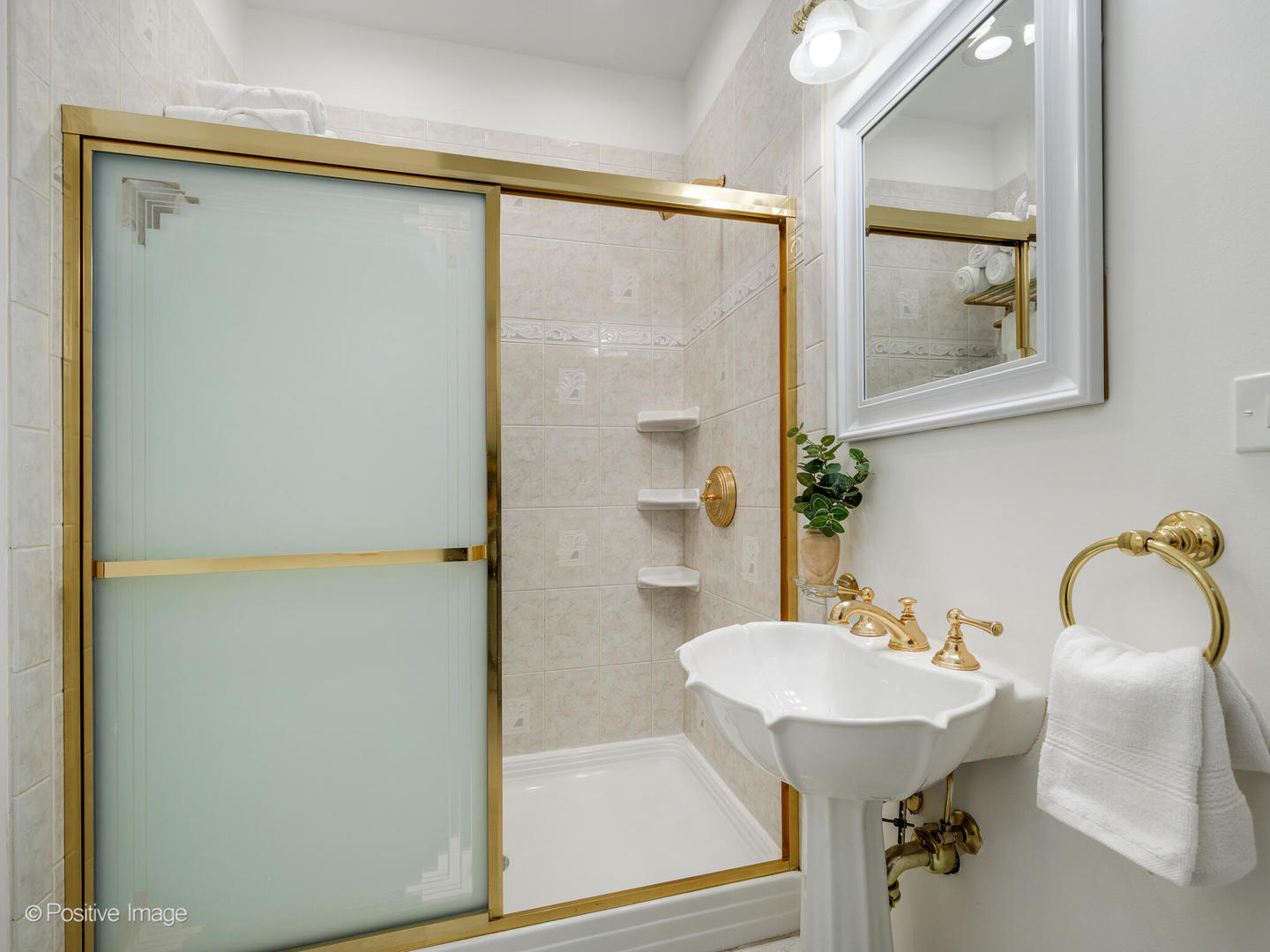 2612 Wilmette Avenue