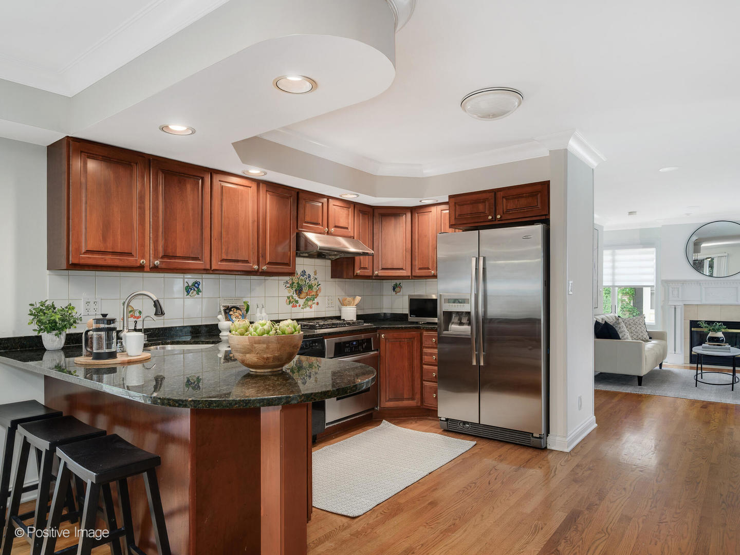 2612 Wilmette Avenue