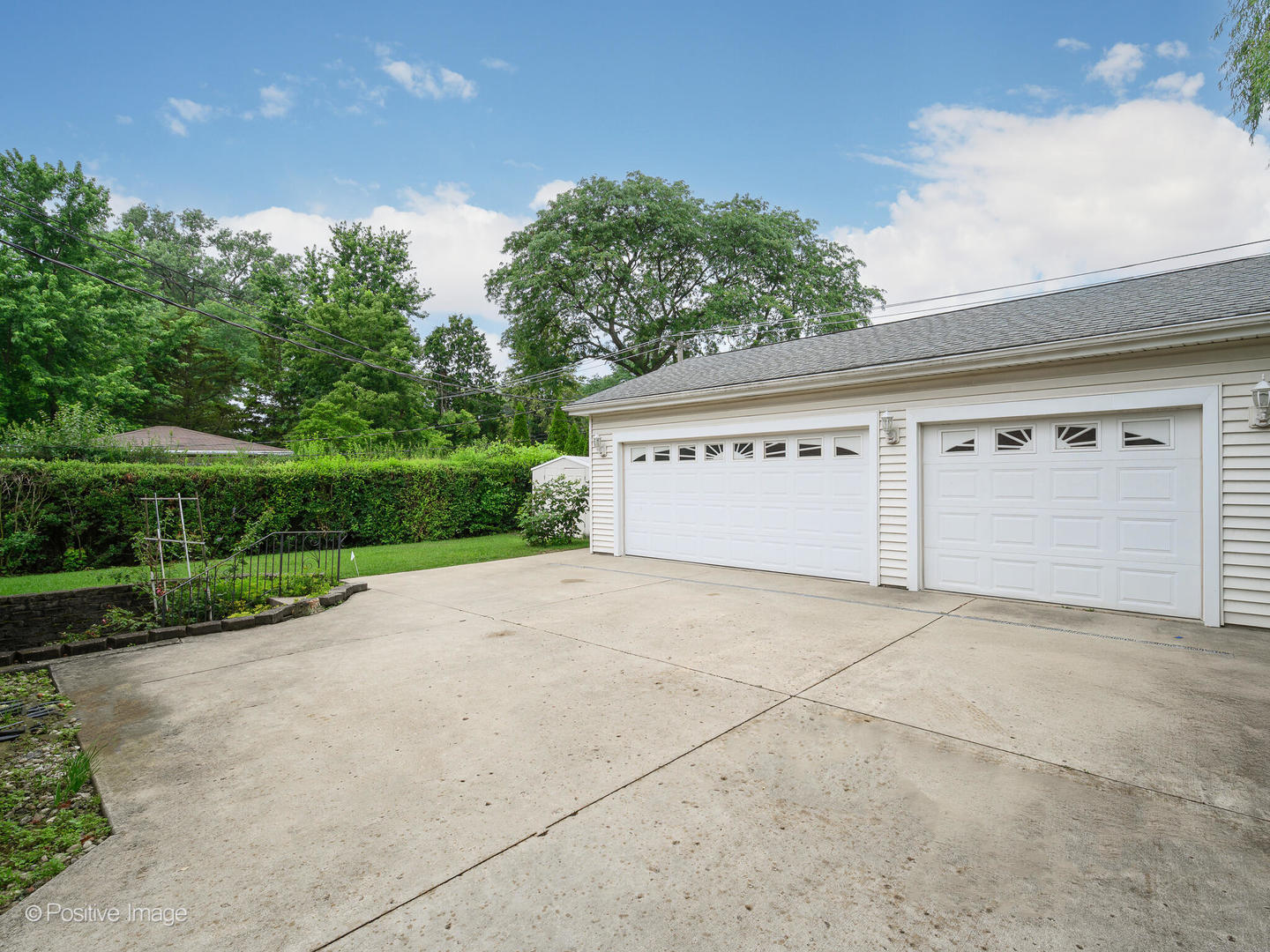 2612 Wilmette Avenue