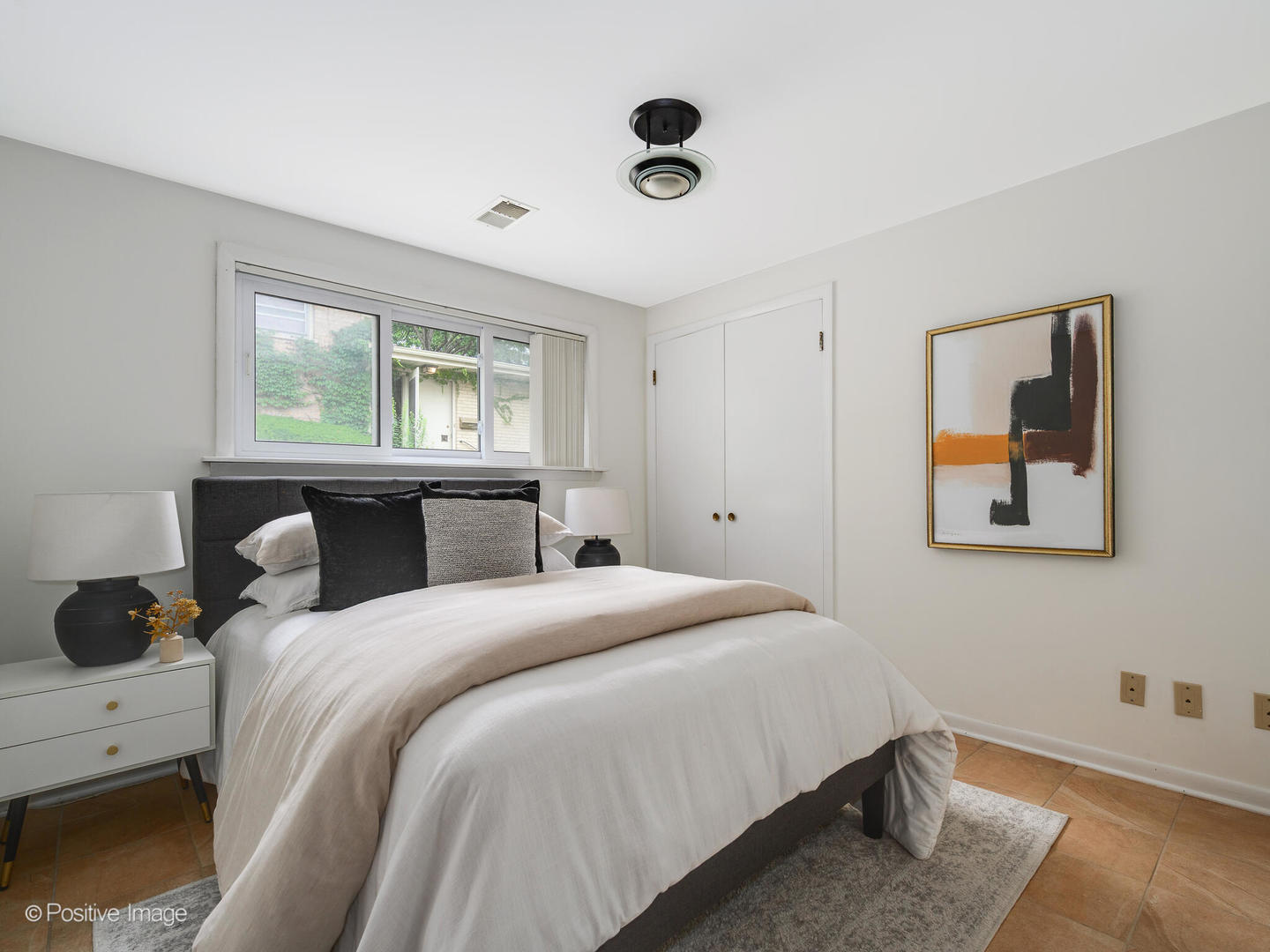 2612 Wilmette Avenue