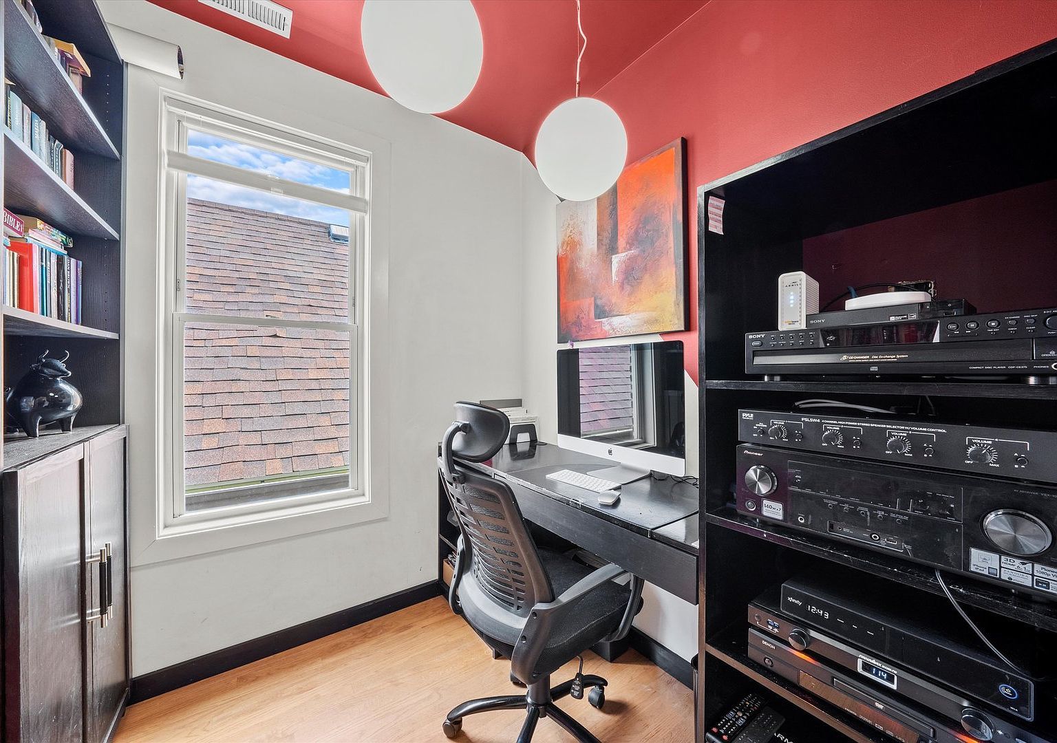 1025 W 31st Place Unit: 2