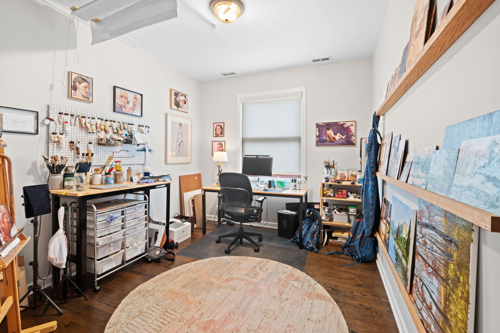 2058 N Western Avenue Unit: 301