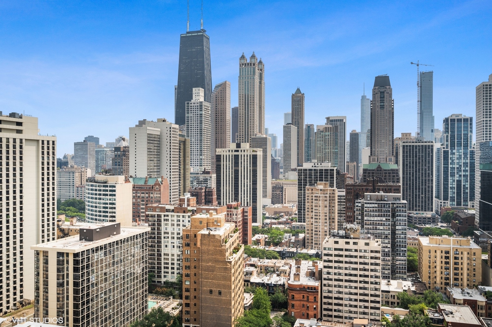 1300 N Astor Street Unit: 8B