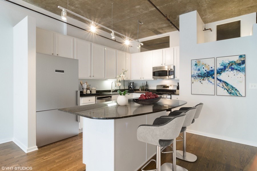 520 S State Street Unit: 803
