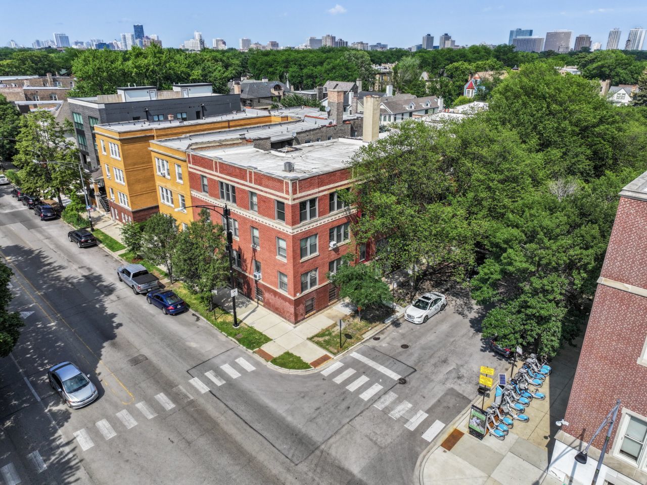 1520 W Belle Plaine Avenue Unit: 1