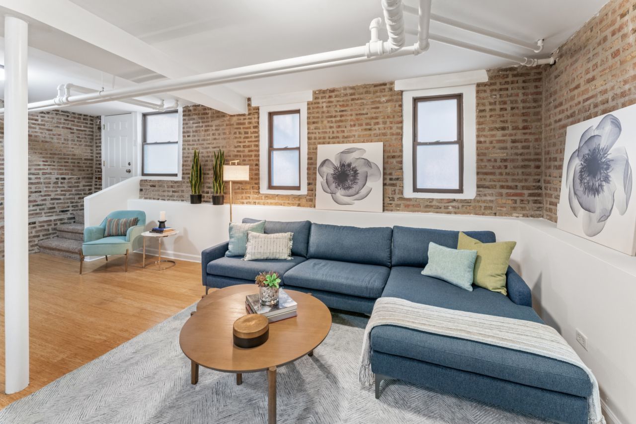 1520 W Belle Plaine Avenue Unit: 1