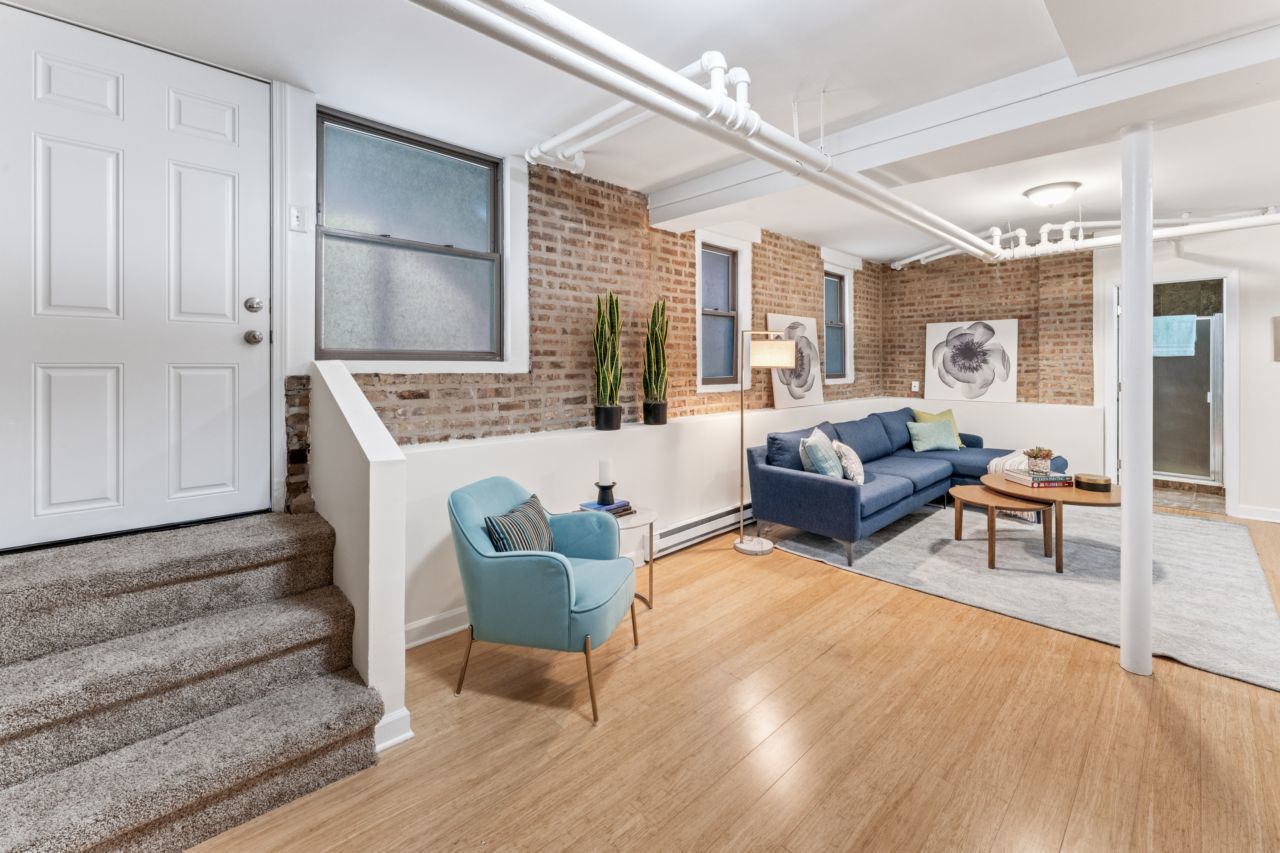 1520 W Belle Plaine Avenue Unit: 1