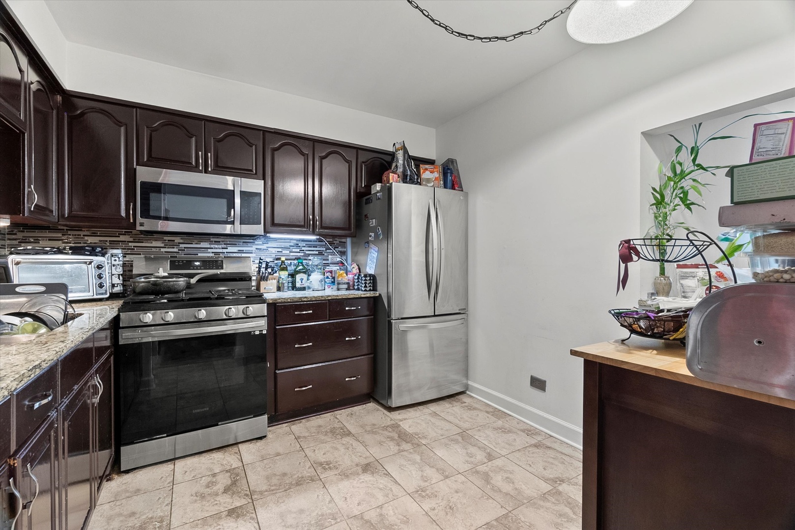 7221 Wolf Road Unit: 405B