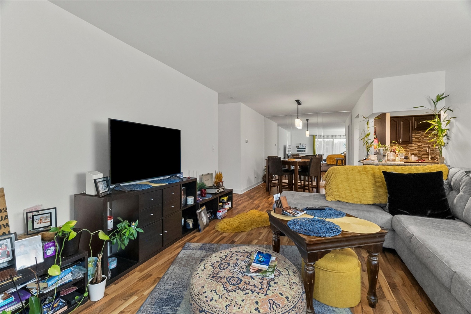 7221 Wolf Road Unit: 405B