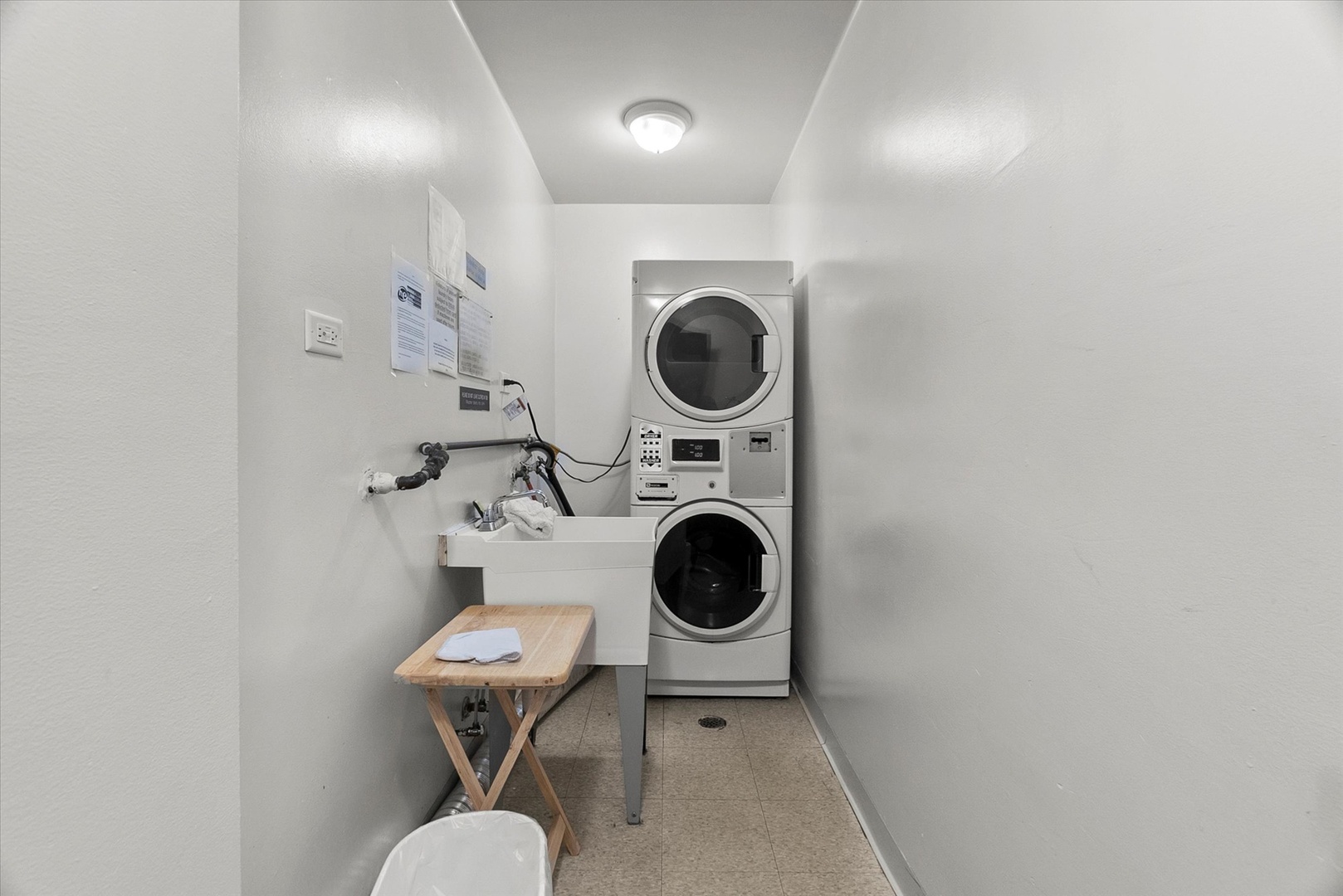 7221 Wolf Road Unit: 405B