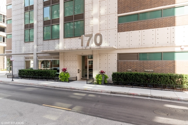 170 W Polk Street Unit: 1205