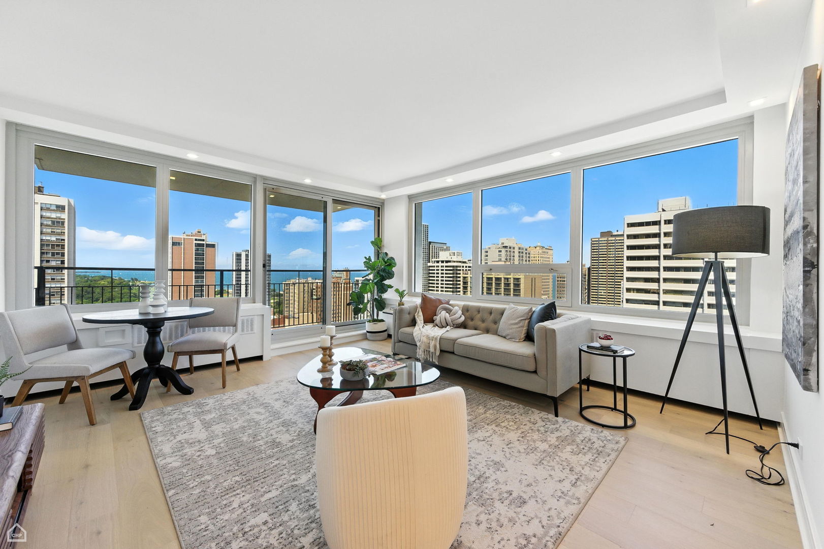 88 W Schiller Street Unit: 2301