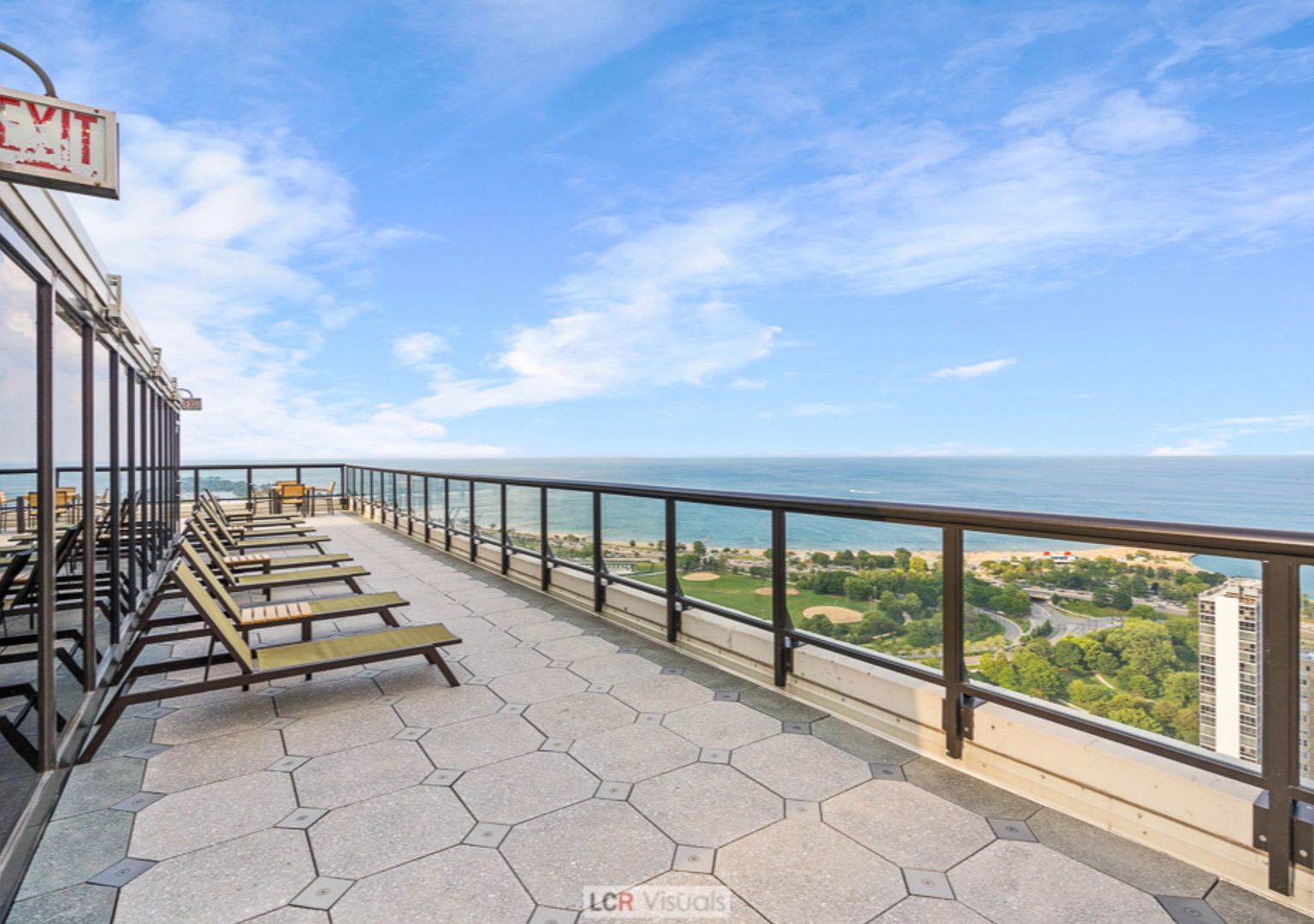 1560 N Sandburg Terrace Unit: 1507