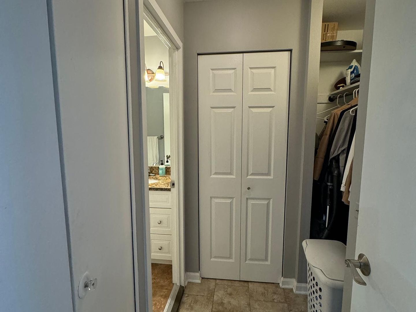 1560 N Sandburg Terrace Unit: 1507