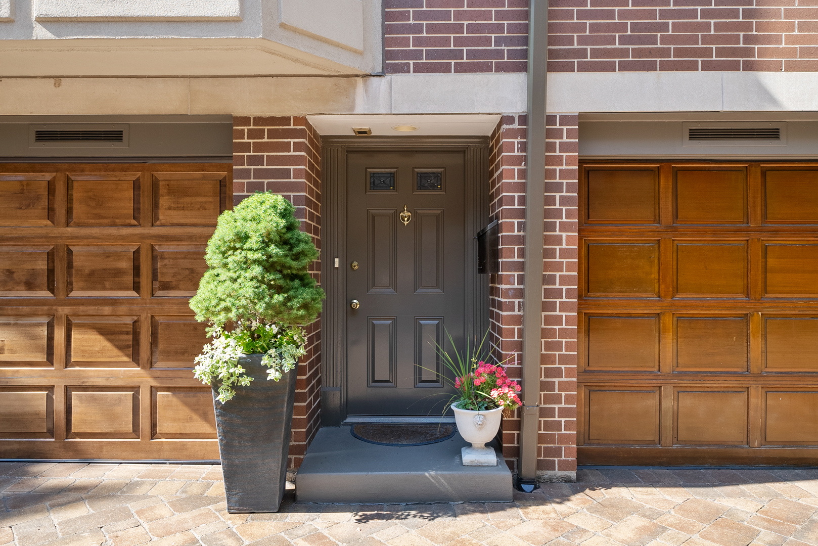 55 W Goethe Street Unit: 1222