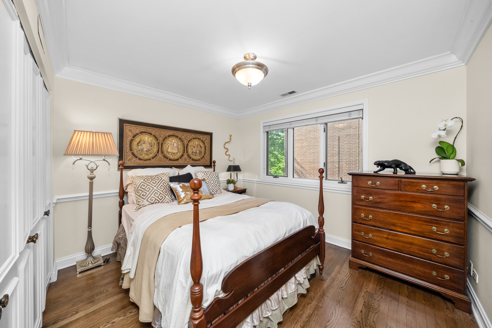 55 W Goethe Street Unit: 1222