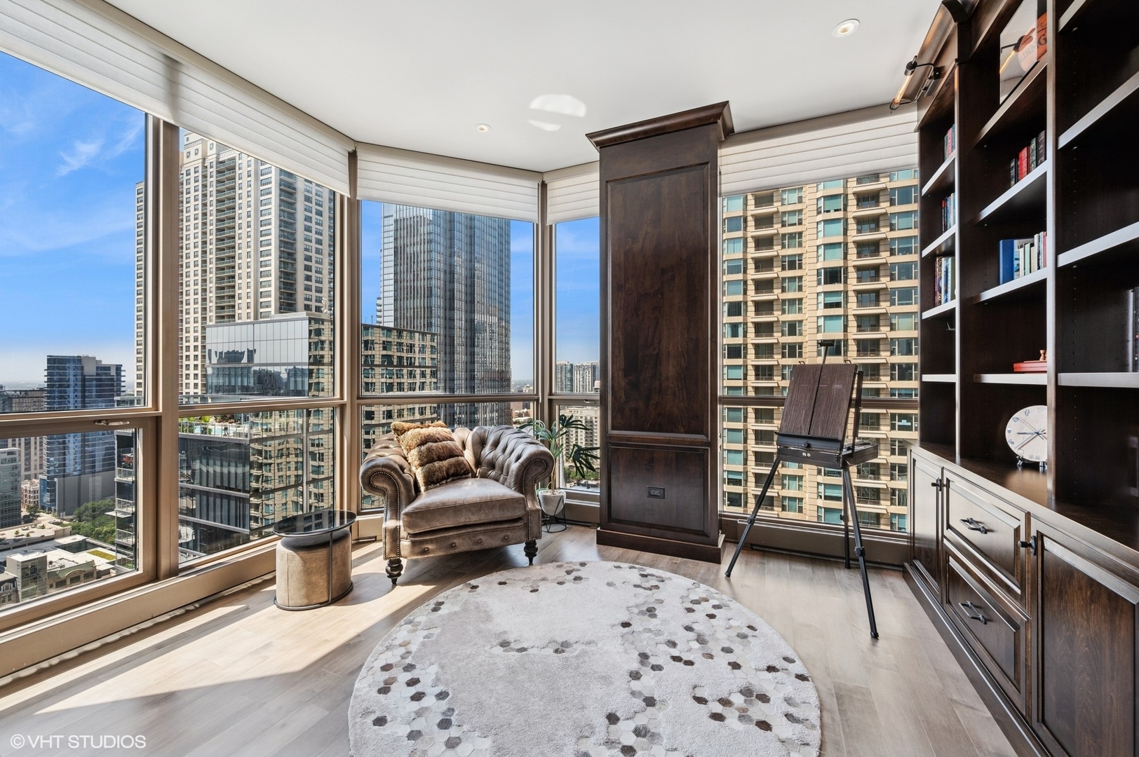 21 E Huron Street Unit: 2606