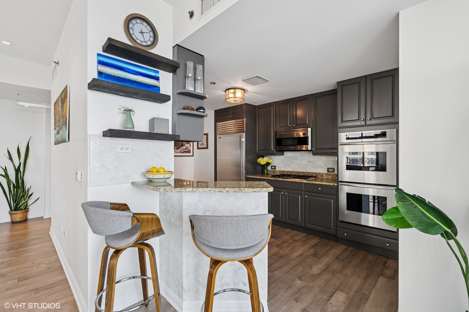 21 E Huron Street Unit: 2606