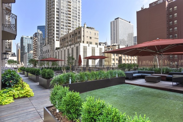 21 E Huron Street Unit: 2606