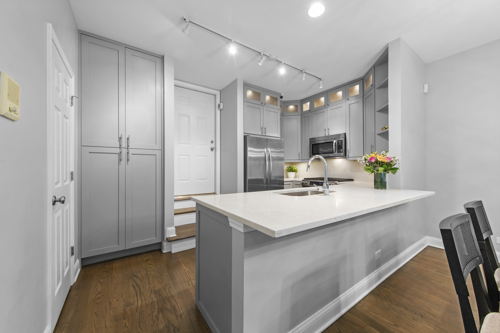 434 W Armitage Avenue