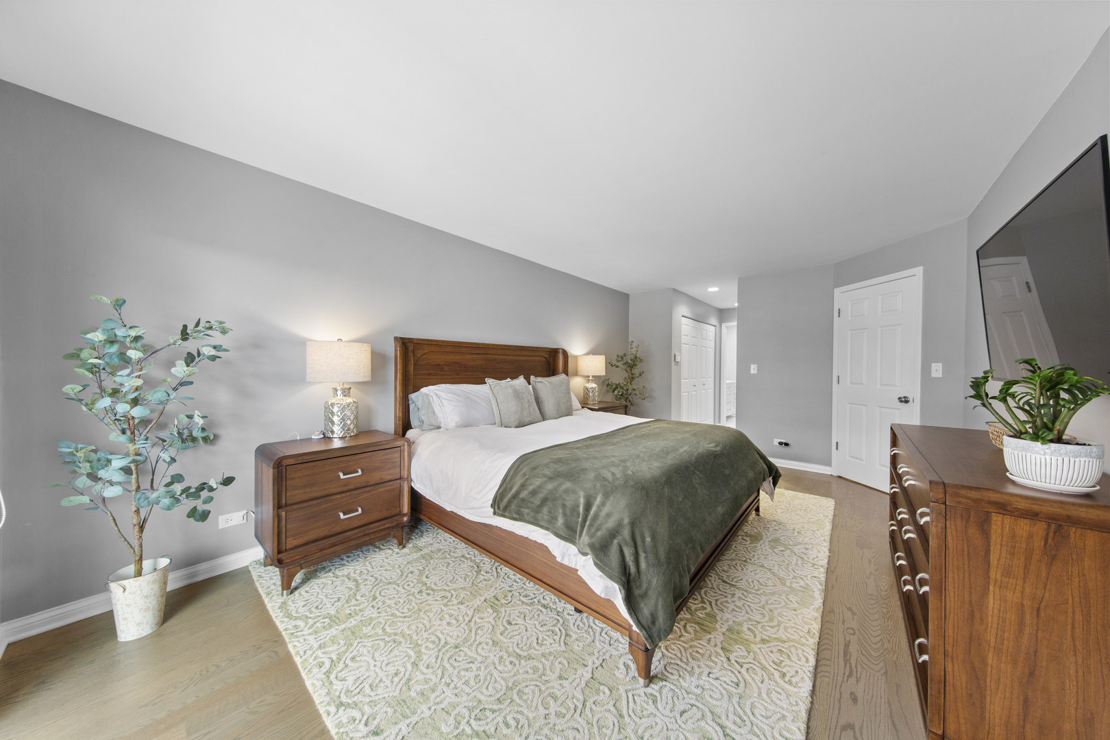 434 W Armitage Avenue