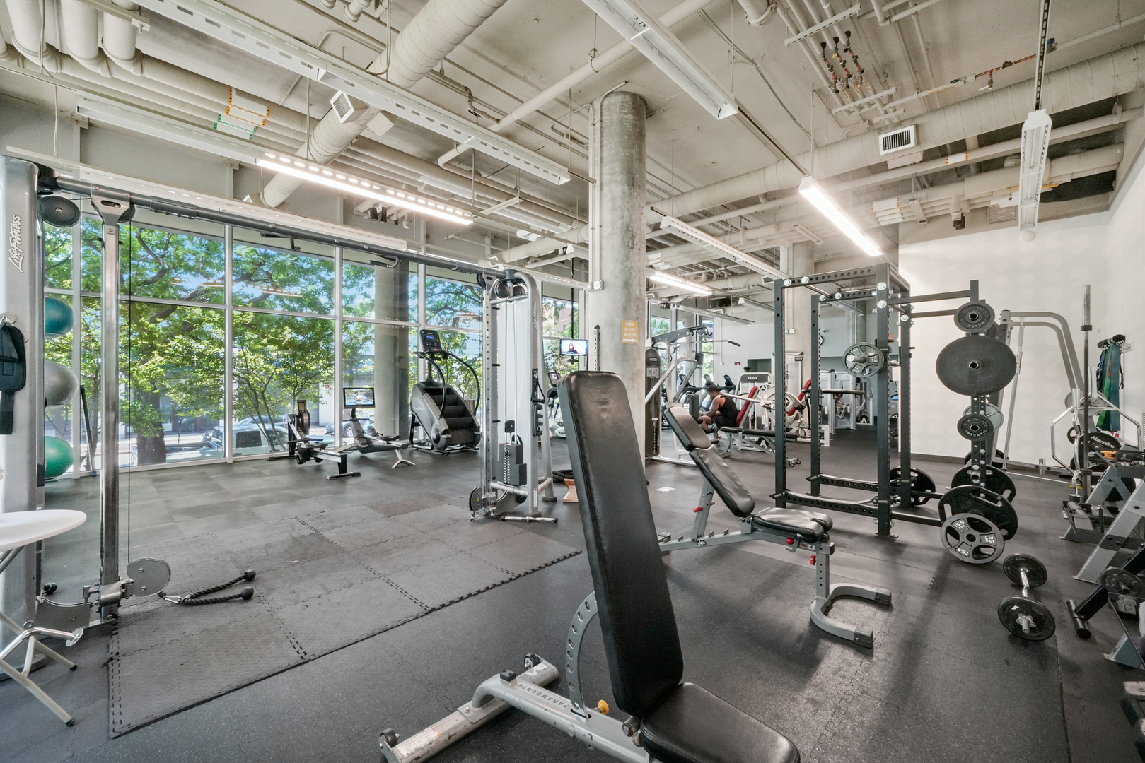 860 W Blackhawk Street Unit: 1807
