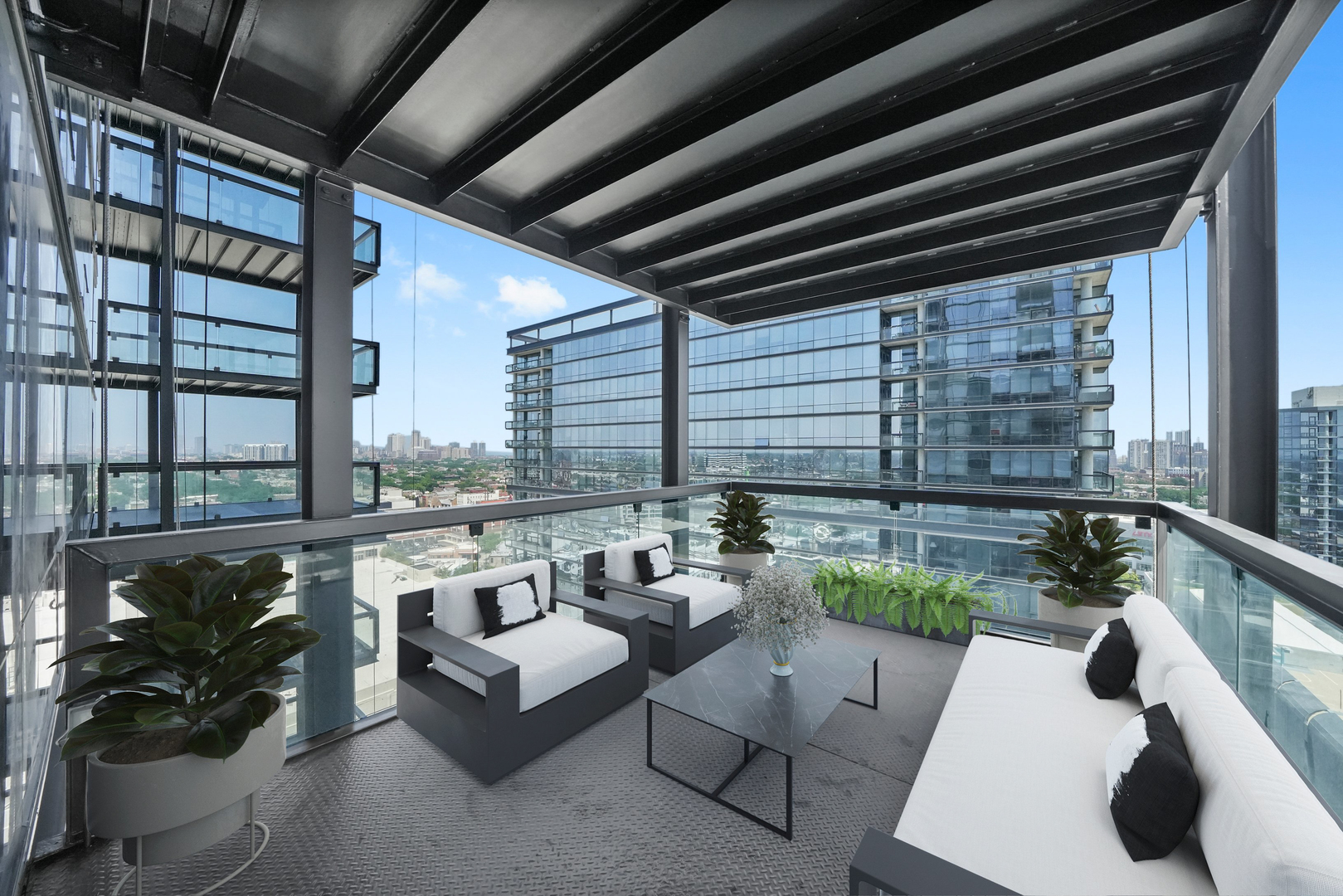 860 W Blackhawk Street Unit: 1807