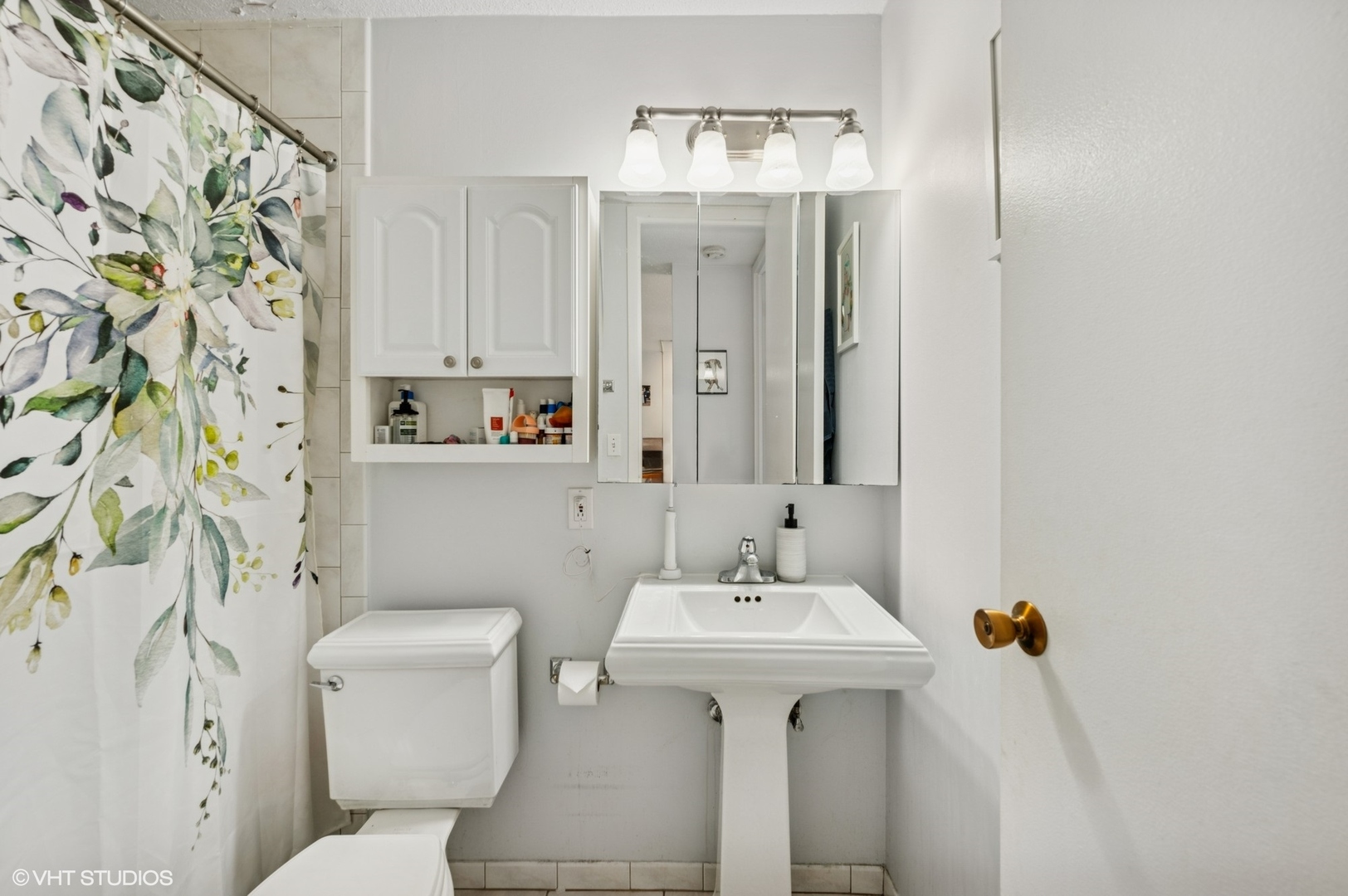 2728 N Hampden Court Unit: 401