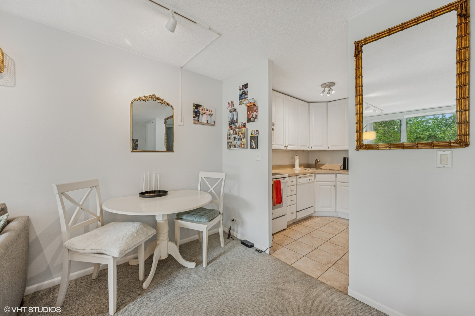 2728 N Hampden Court Unit: 401