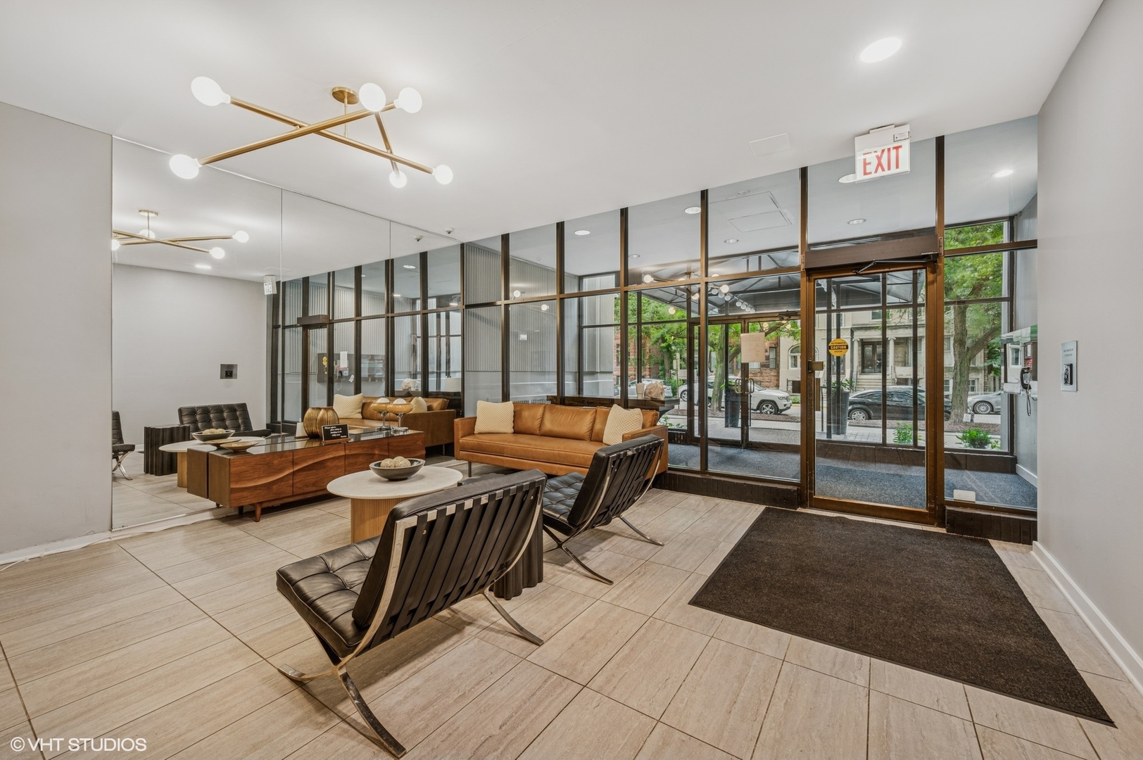 2728 N Hampden Court Unit: 401