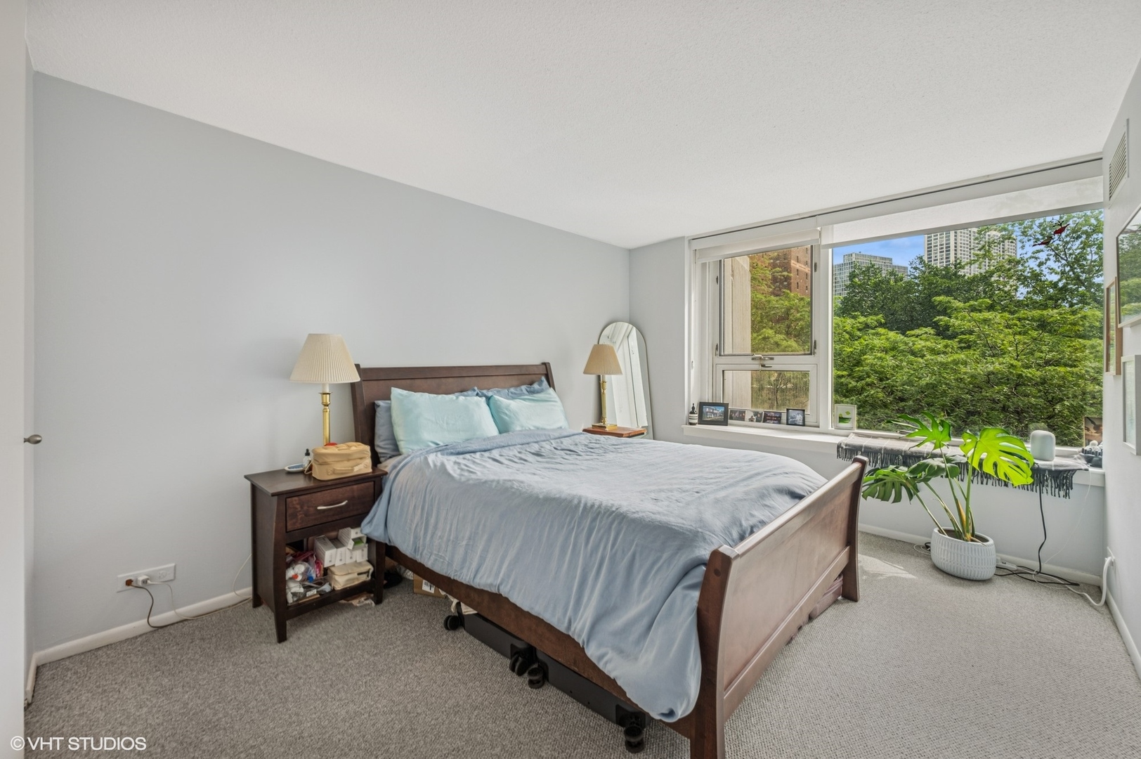 2728 N Hampden Court Unit: 401