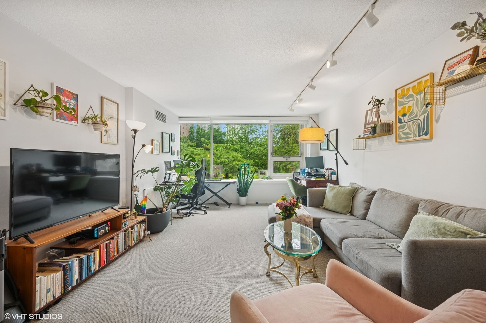 2728 N Hampden Court Unit: 401