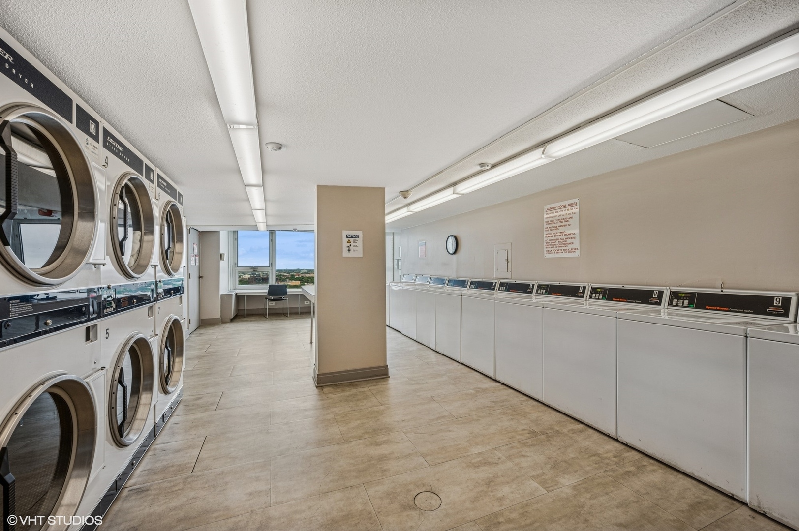 2728 N Hampden Court Unit: 401