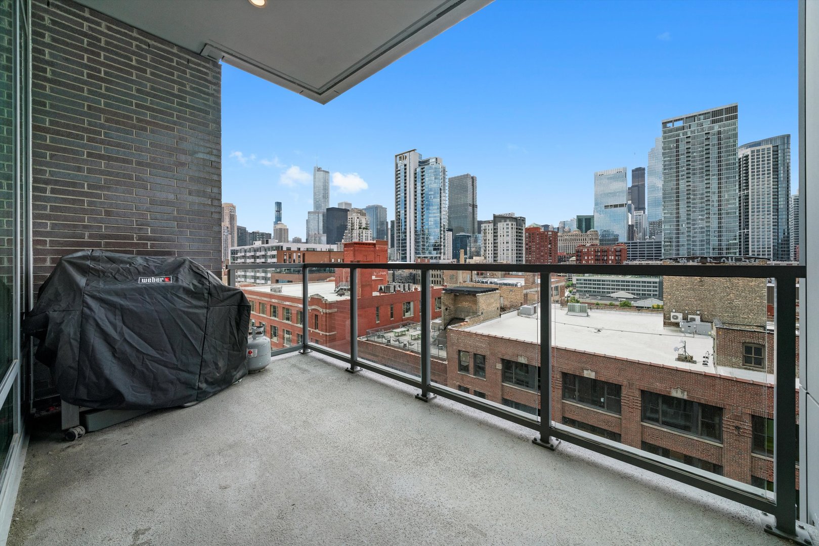 360 W Erie Street Unit: 10C