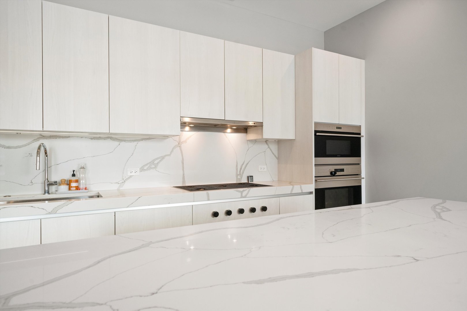 360 W Erie Street Unit: 10C