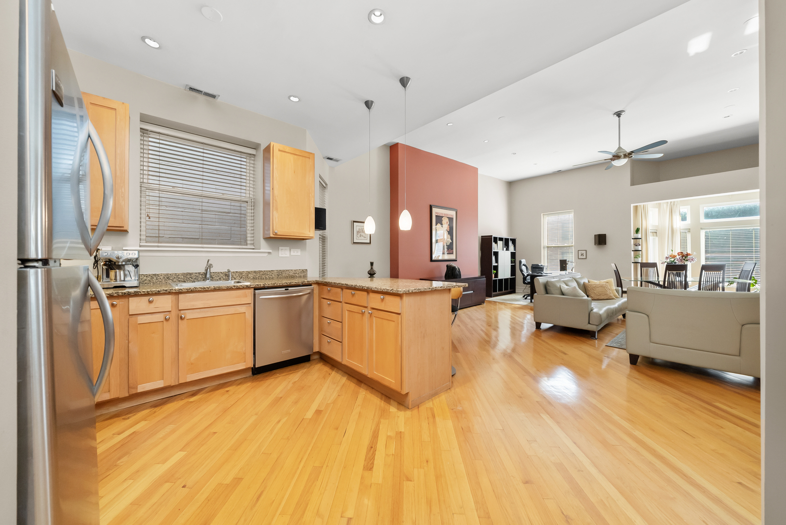 1435 N SEDGWICK Avenue Unit: 2PH