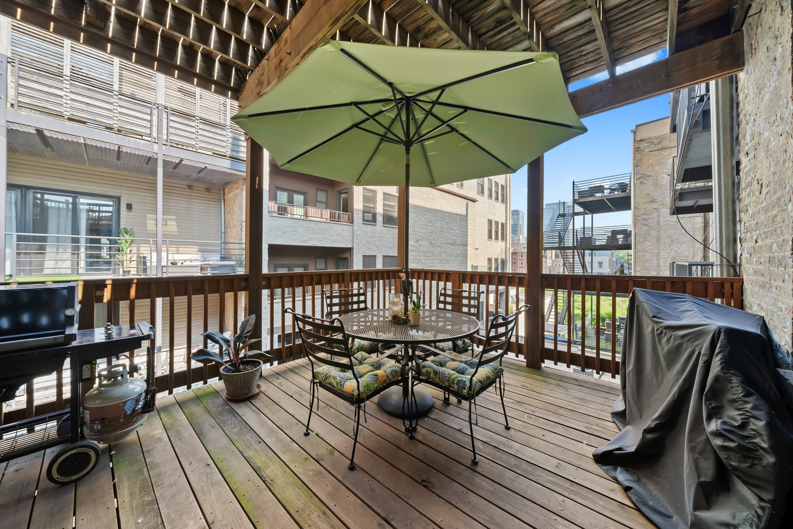 1435 N SEDGWICK Avenue Unit: 2PH
