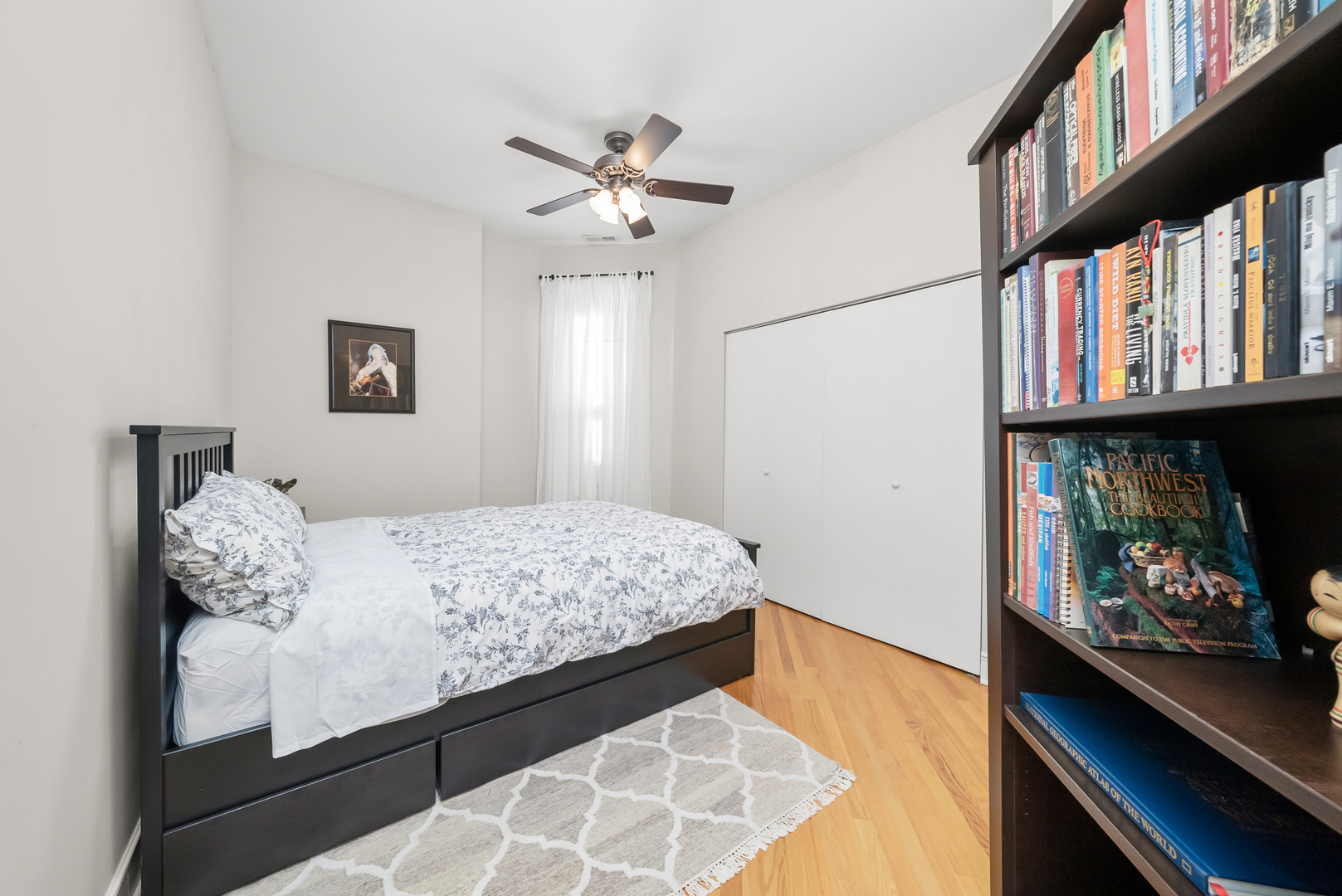 1435 N SEDGWICK Avenue Unit: 2PH