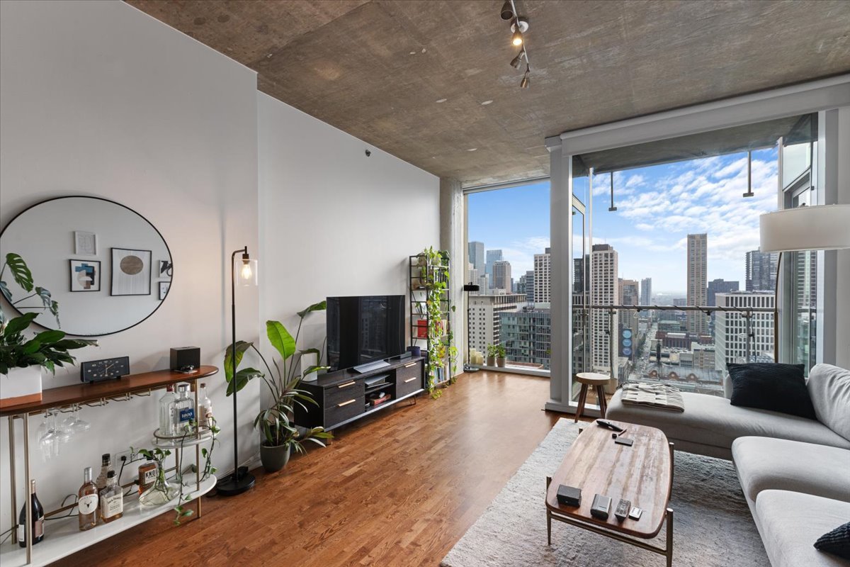 600 N Fairbanks Court Unit: 3306