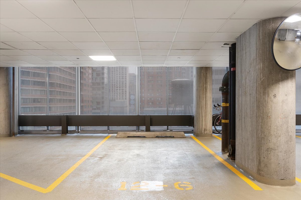 600 N Fairbanks Court Unit: 3306