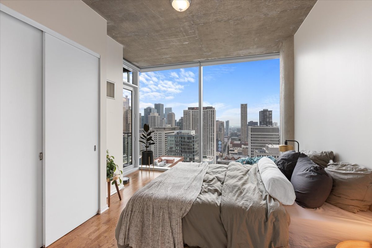 600 N Fairbanks Court Unit: 3306