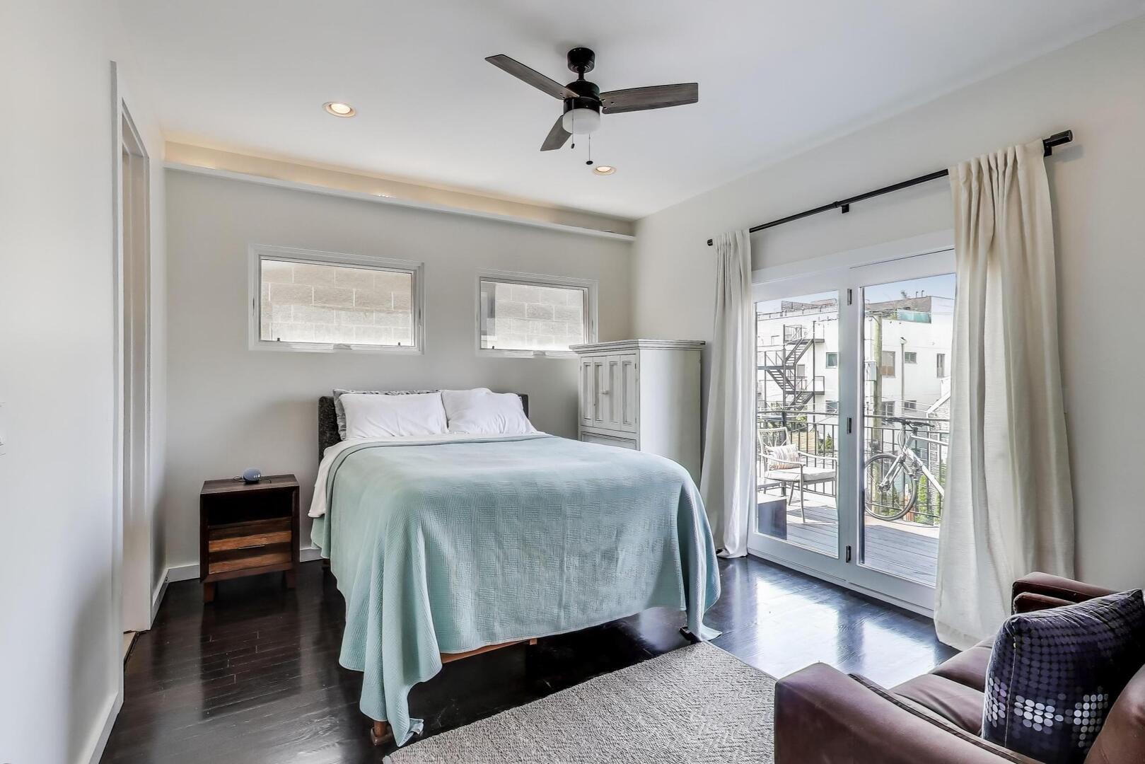 1028 N Hermitage Avenue Unit: 3