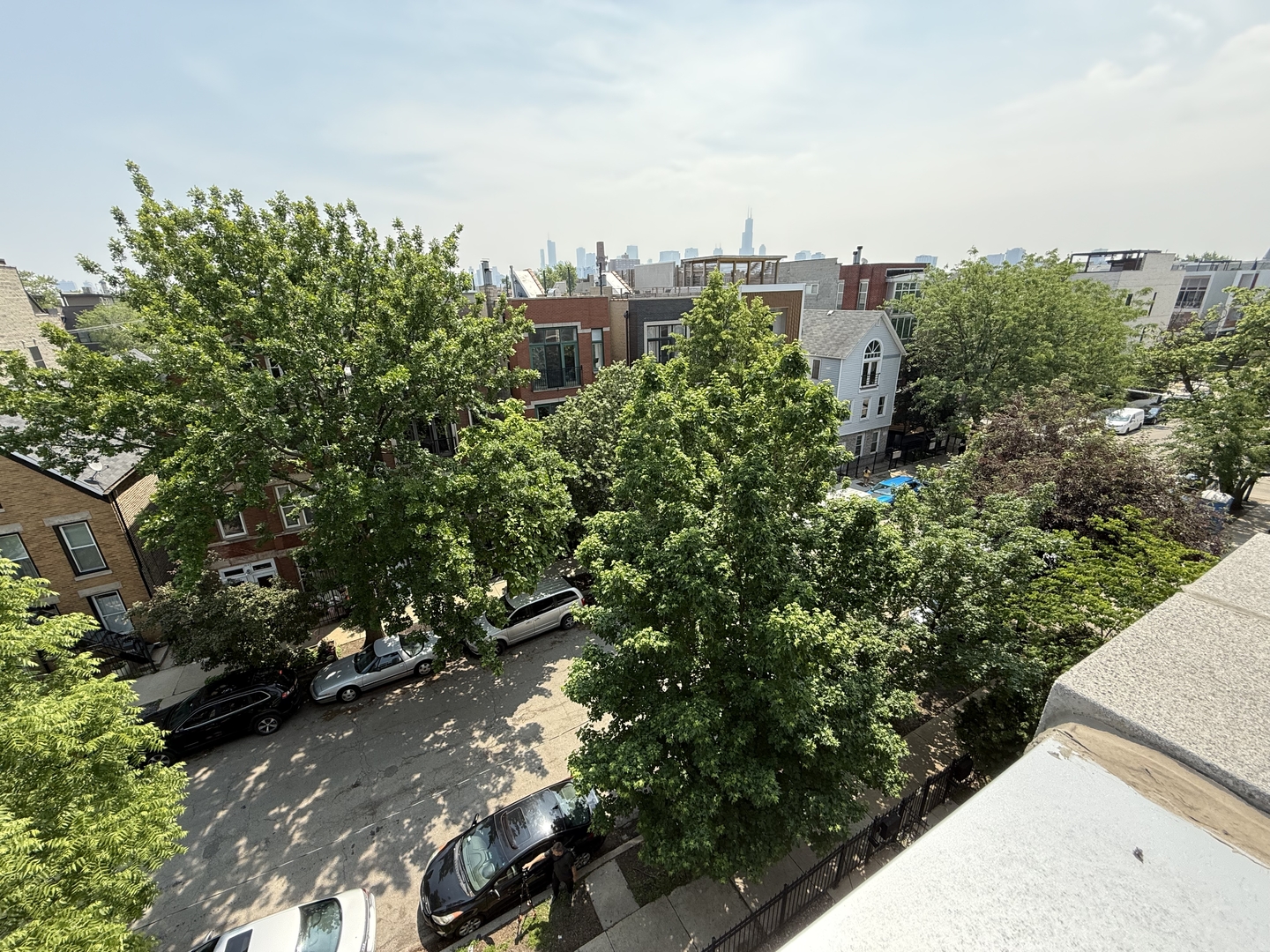 1028 N Hermitage Avenue Unit: 3