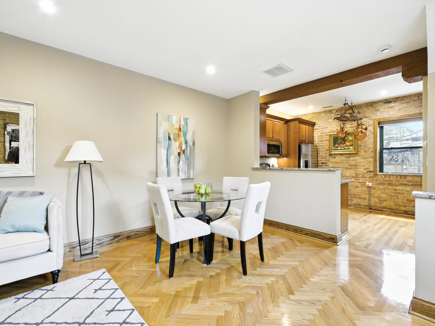1013 W WEBSTER Avenue Unit: 5