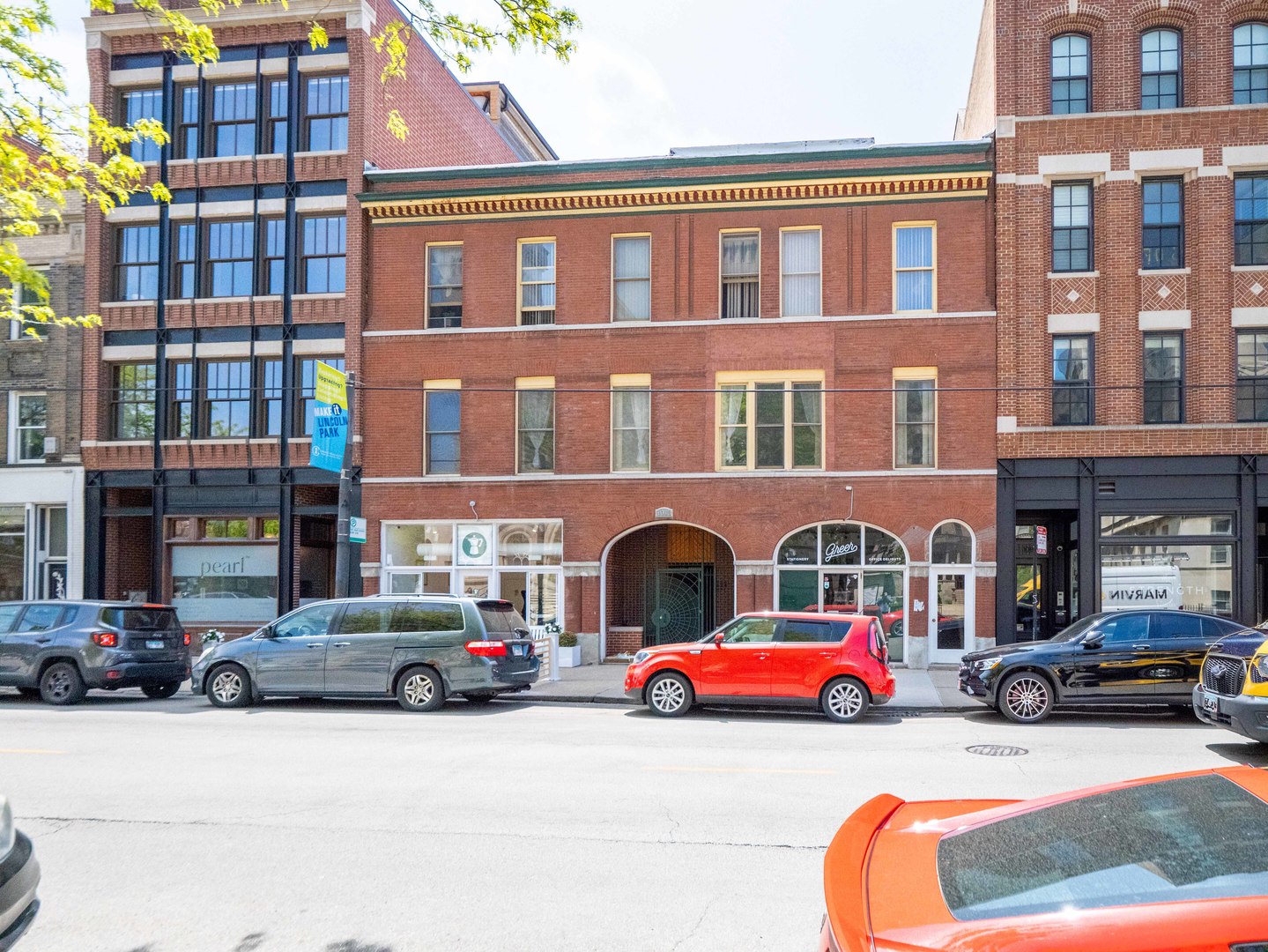 1013 W WEBSTER Avenue Unit: 5