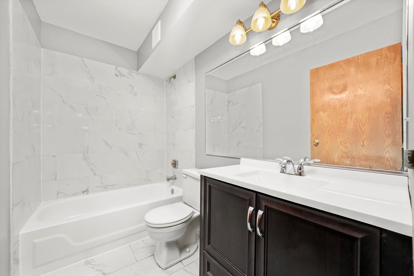 1800 Huntington Boulevard Unit: 208