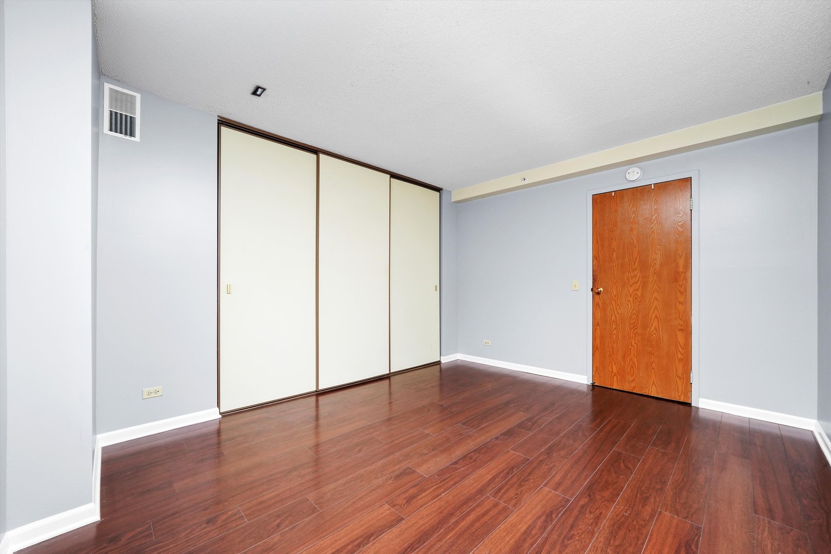 1800 Huntington Boulevard Unit: 208